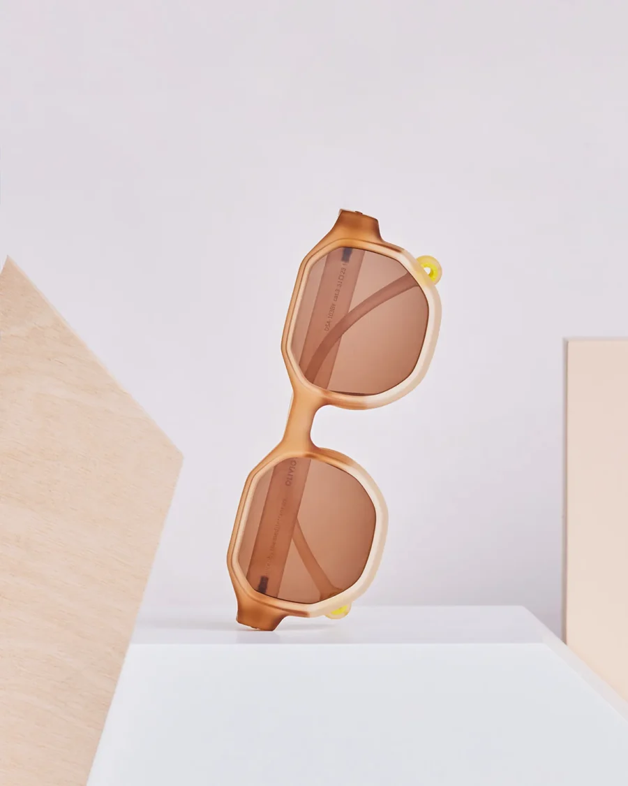 Olive & Co Okulary Przeciwsłoneczne Creative D Colorblock Sand Polarized 5-10 - obrazek 3
