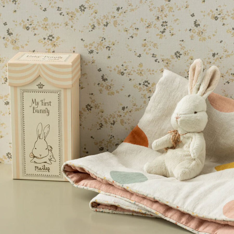 Maileg Króliczek My First Bunny Off White - obrazek 2
