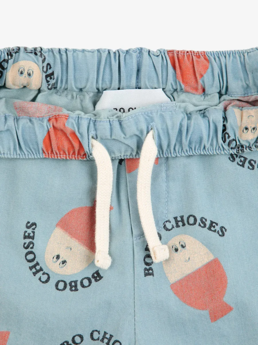 Bobo Choses Krótkie Spodenki Baby Morining Egg All Over Denim Light Blue - obrazek 4