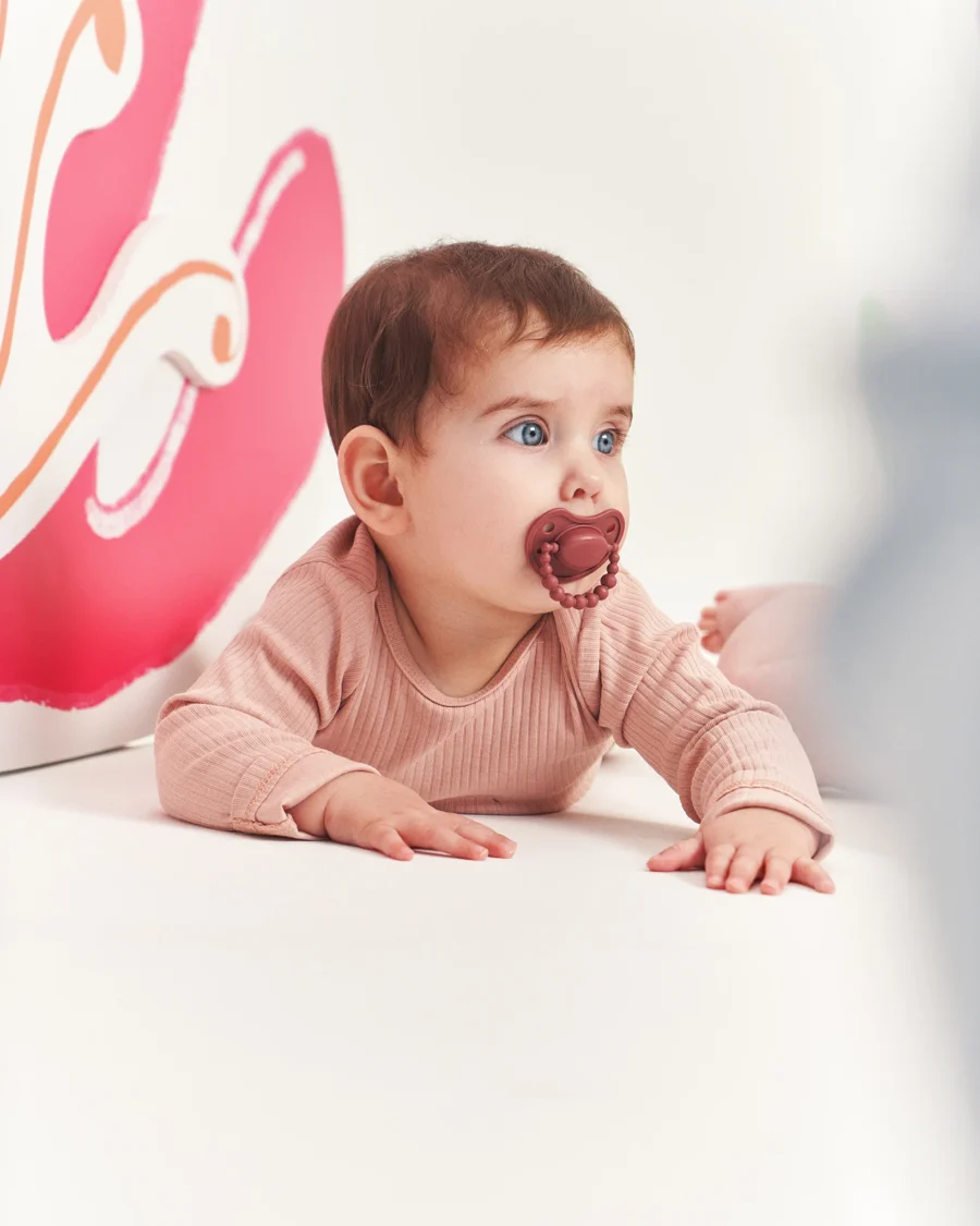 LUU Kids Smoczek Pozycjonujący LUU Kids Moroccan Pink - obrazek 6