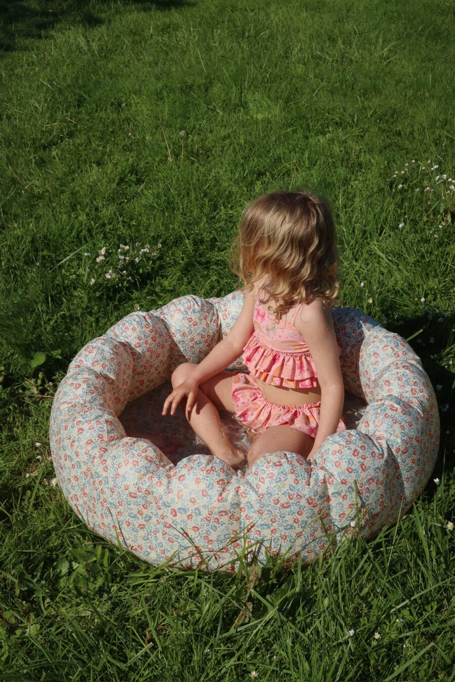 Konges Slojd Dwuczęściowy Strój Kąpielowy Manuca Frill Rainbow Bow - obrazek 4