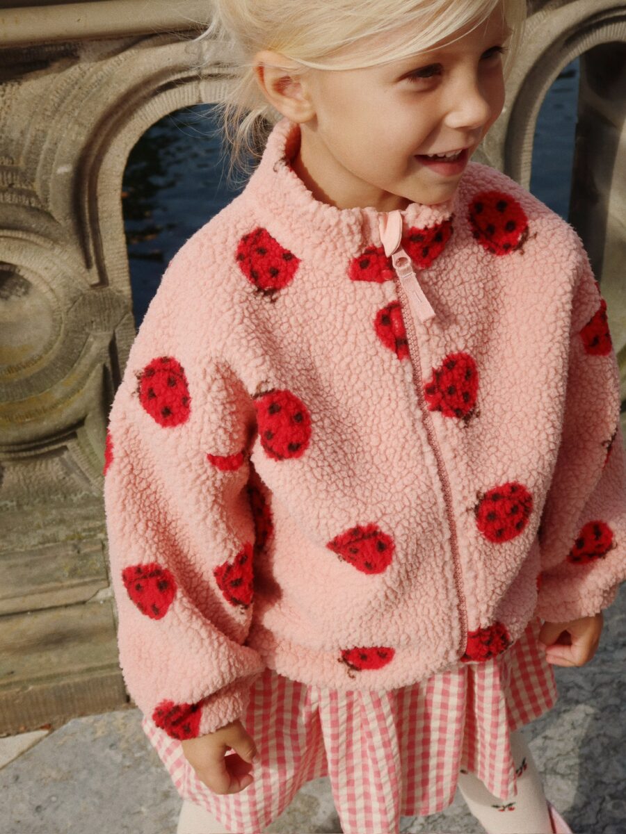 Konges Slojd Kurtka Polarowa Jody Teddy GRS Ladybug Pink - obrazek 9