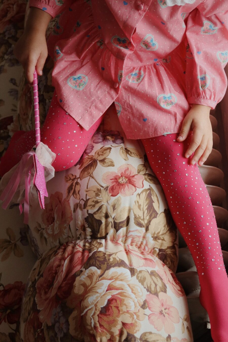 Konges Slojd Rajtki Z Dekoracyjnymi Koralikami Glam Amour Pink - obrazek 3