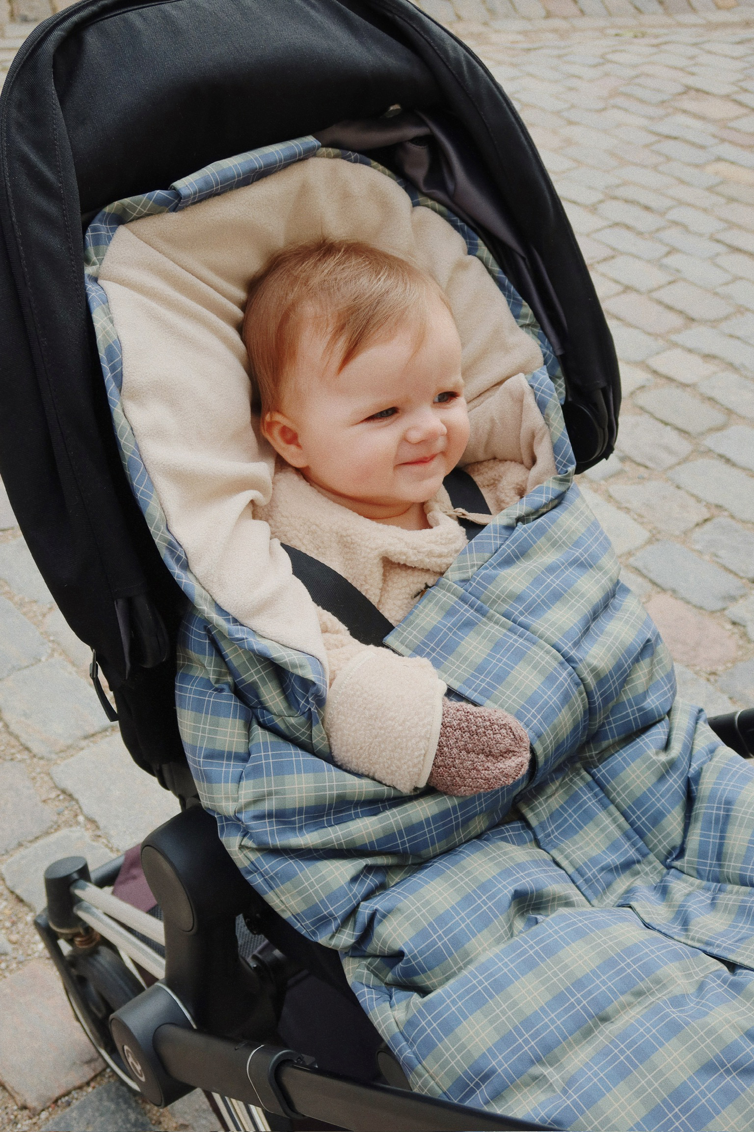 Konges Slojd Rękawiczki Fruity Bunny Brown Melange - obrazek 6