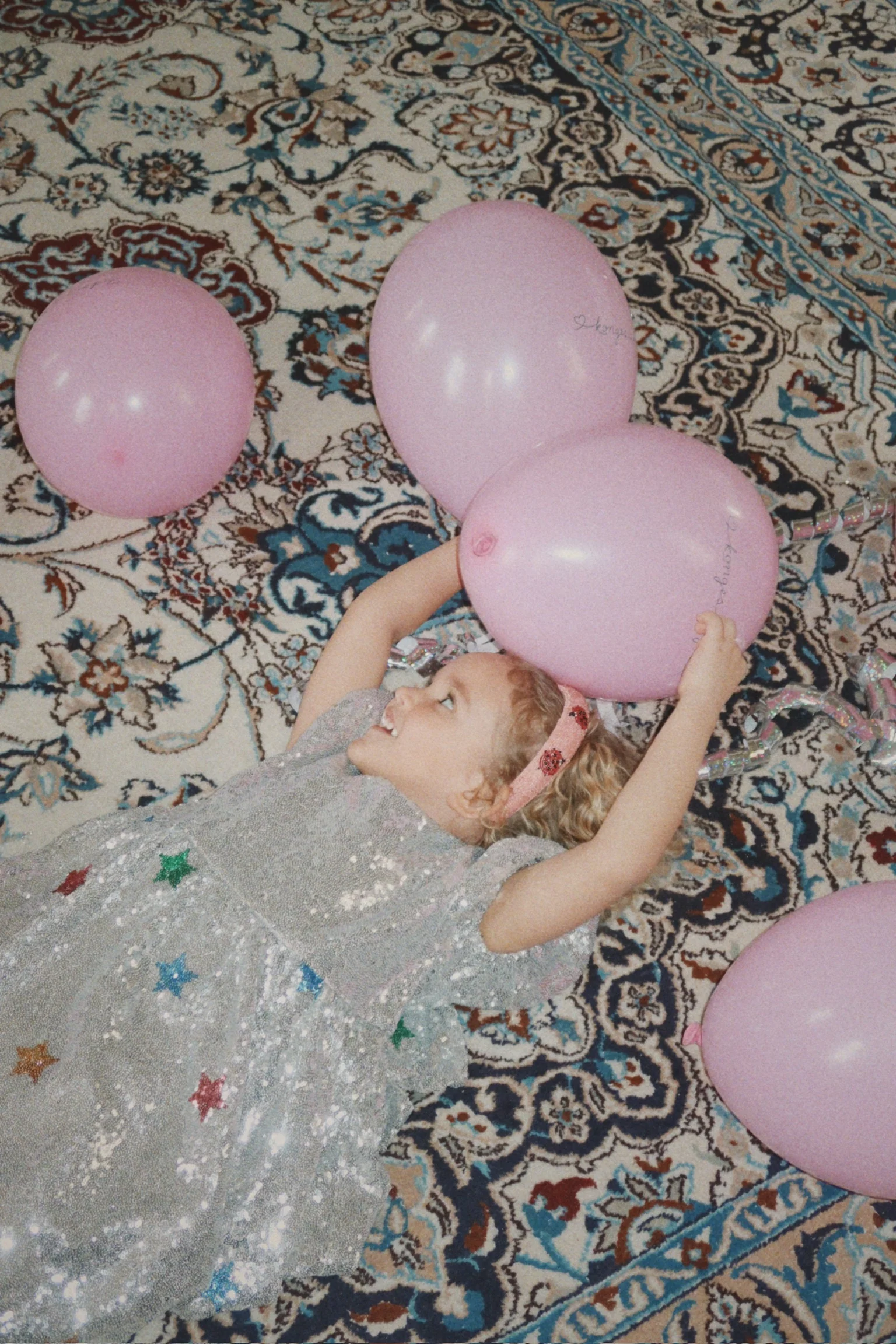 Konges Slojd Opaska Do Włosów Beaded Ladybug - obrazek 3