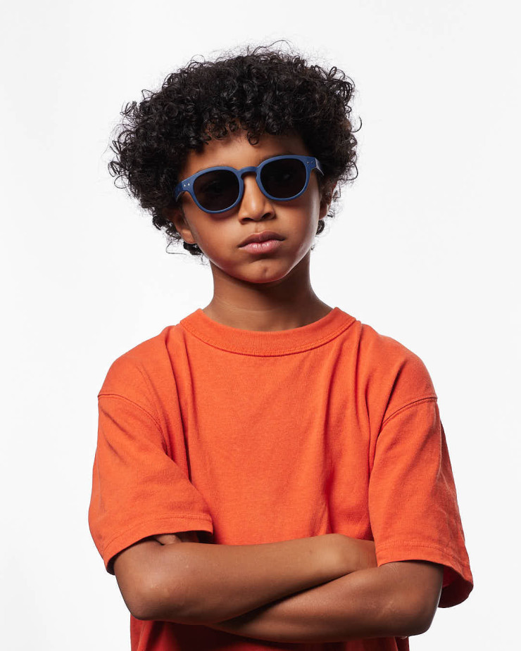 Okulary przeciwsłoneczne dla dzieci IZIPIZI JUNIOR #C Navy Blue (7-11lat) - obrazek 2